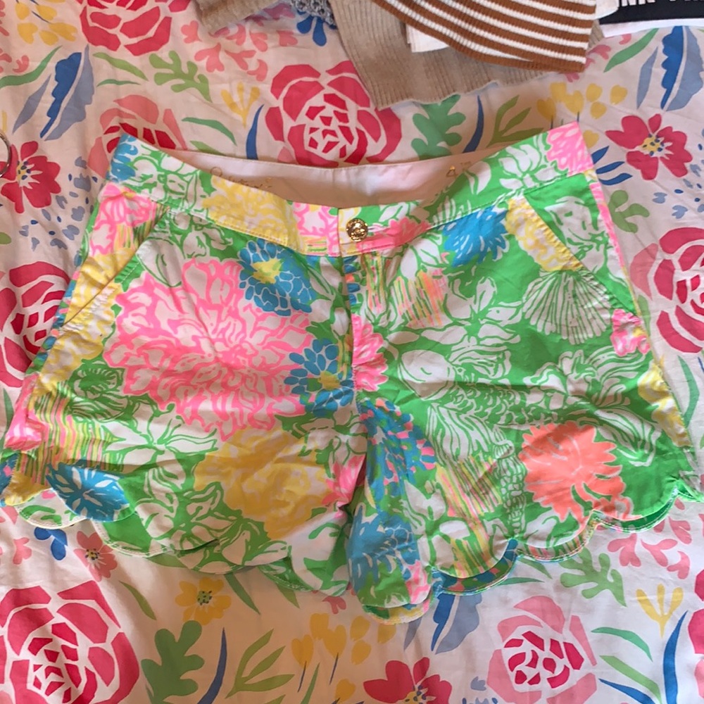 Lilly Pulitzer buttercup shorts